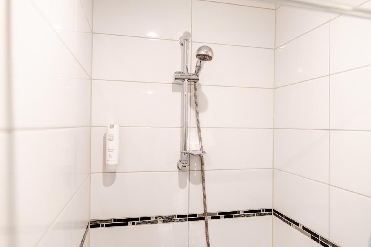 Contact Free Apartments With Free Parking Ταλίν Εξωτερικό φωτογραφία