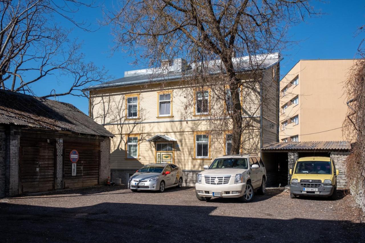 Contact Free Apartments With Free Parking Ταλίν Εξωτερικό φωτογραφία